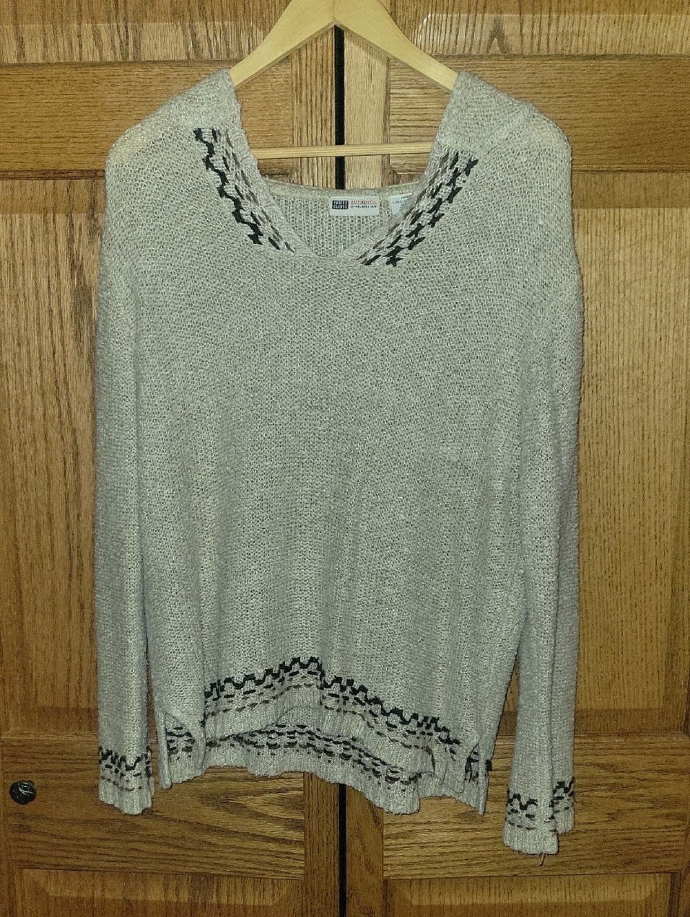 Faded Glory Light Tan V-Neck Sweater with Black Trim